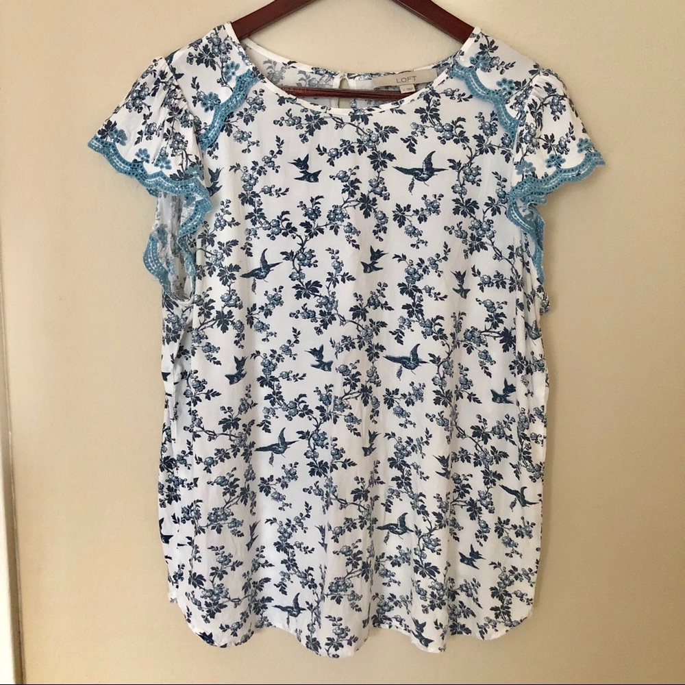 Loft Flutter Sleeve Blue & White Bird Top - L
